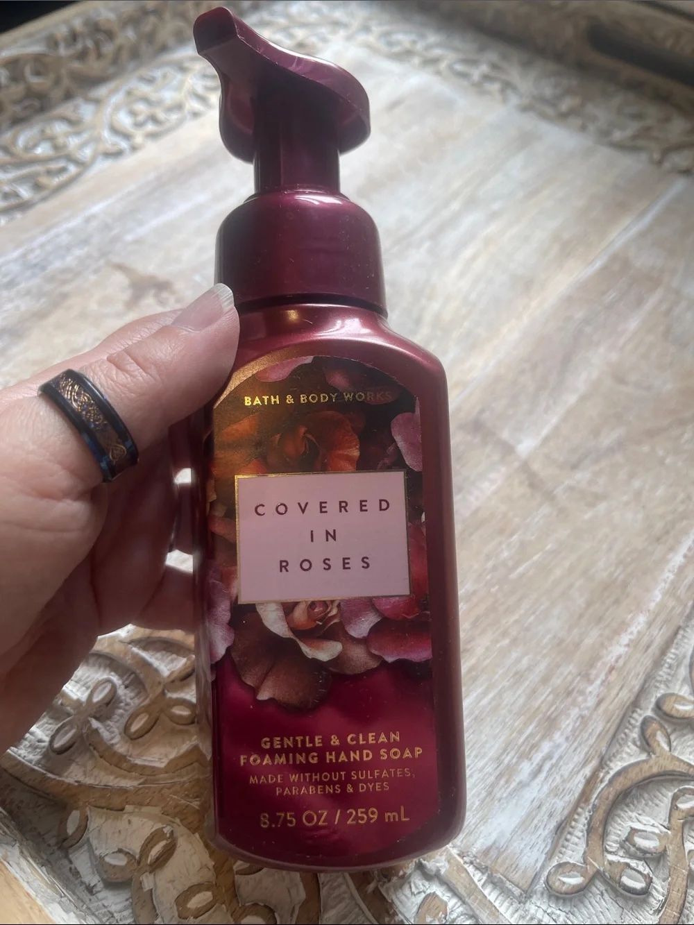 Bath & Body Works Covered in Roses Foaming Hand Soap - Deep Berry Rose